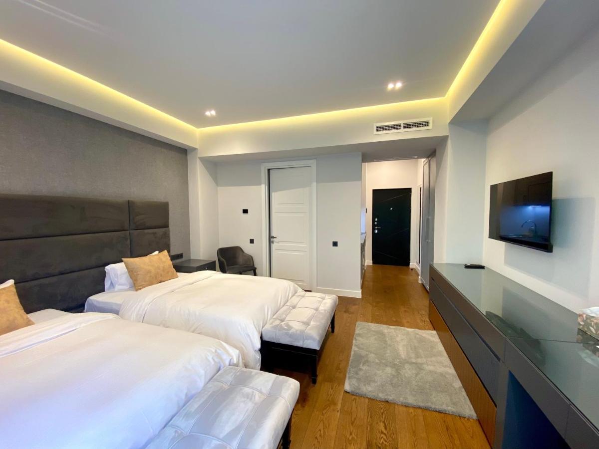 Heart Of Yerevan - City Center Luxury Apartments Esterno foto